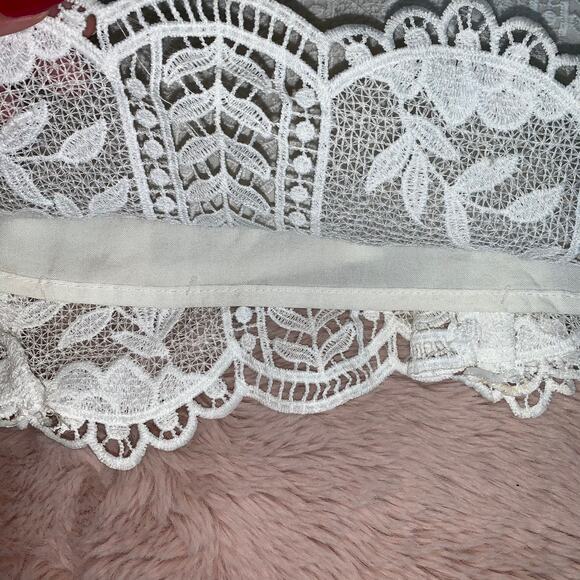 NWT ASTR The Label White Crochet Overlay Boho Lace-Up Dress Size: Large - Picture 7 of 12